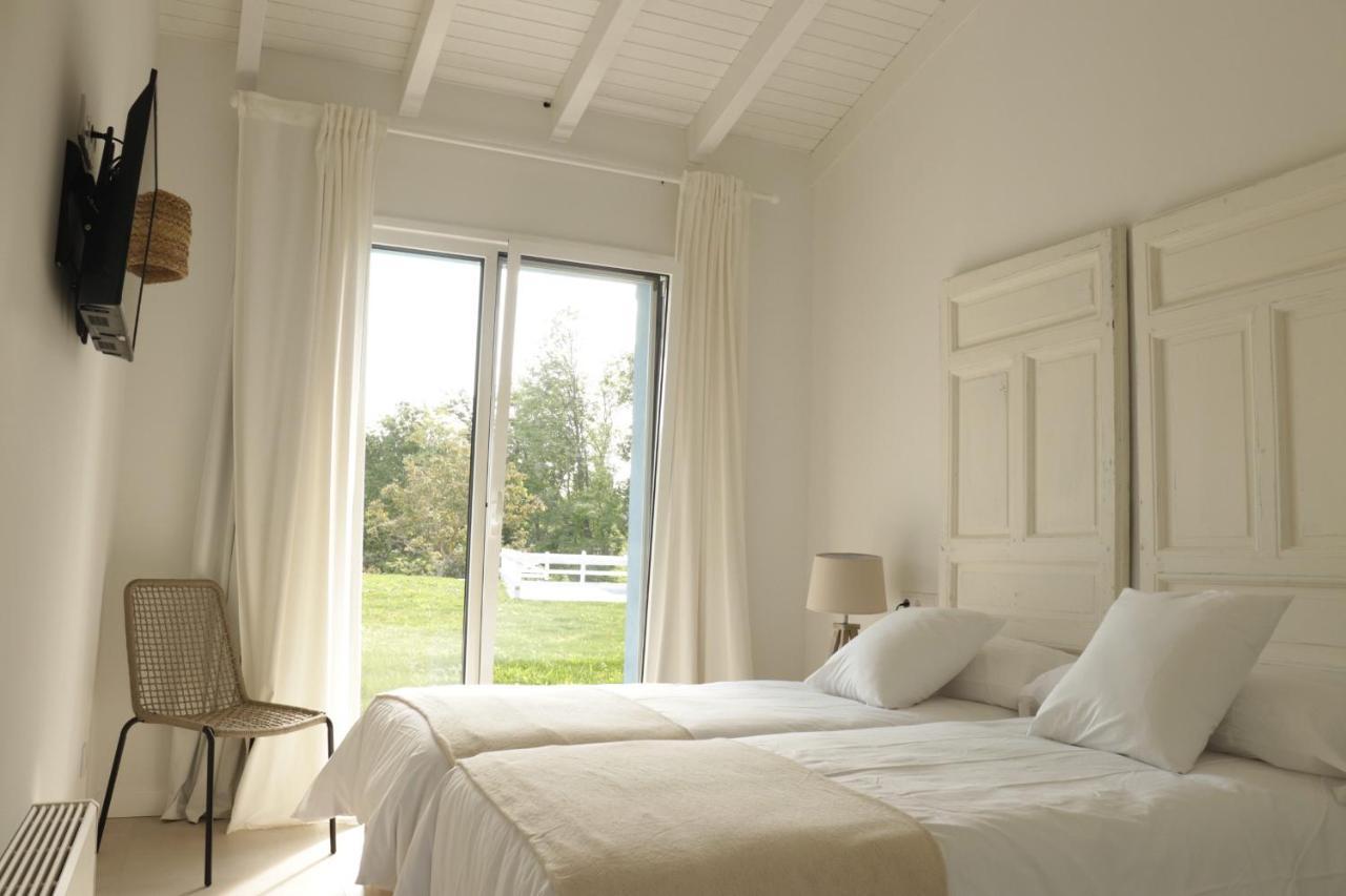 El Pueblín De Apartahotel 4*